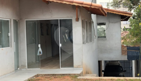 Sobrado à venda com 3 suítes em Tremembé, São Paulo, SP