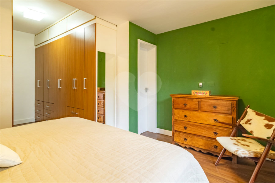 Casa à venda com 3 quartos, sendo 1 suíte, em Jardim Paulistano, São Paulo, SP
