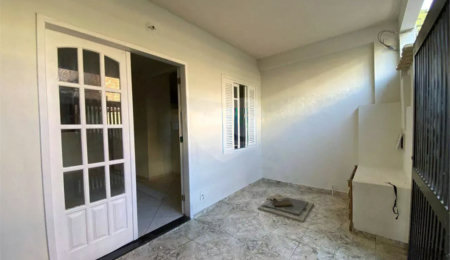Casa à venda com 2 quartos em Praia dos Anjos, Arraial do Cabo, RJ