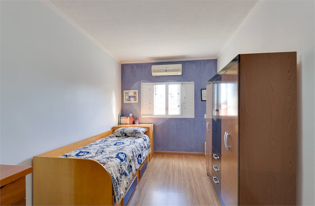 Casa à venda com 3 quartos, sendo 1 suíte, em Santo Amaro, São Paulo, SP