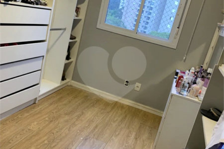Apartamento à venda com 1 quarto em Parque Reboucas, São Paulo, SP