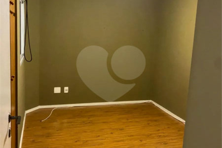 Apartamento à venda com 4 quartos, sendo 1 suíte, em Vila Congonhas, São Paulo, SP
