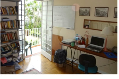 Sobrado à venda com 3 quartos, sendo 1 suíte, em Alto da Boa Vista, São Paulo, SP