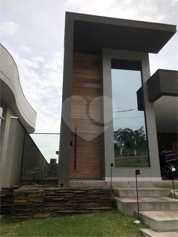 Casa à venda com 3 suítes em Jandira, Jandira, SP