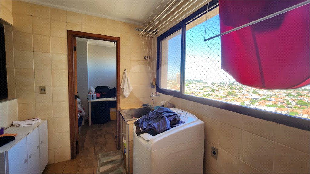 Apartamento à venda com 3 suítes no Centro, Araraquara, SP