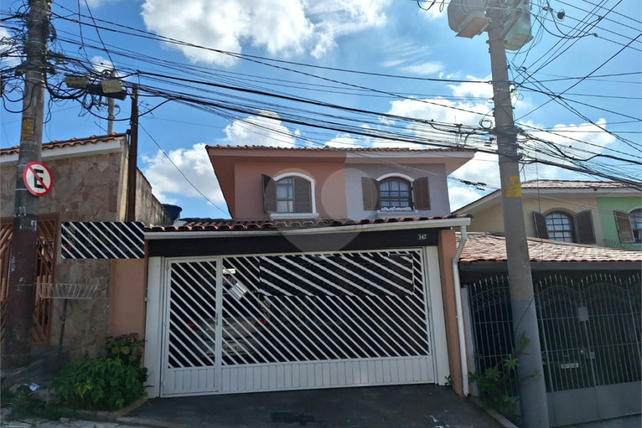 Sobrado à venda com 3 quartos, sendo 1 suíte, em Vila Gustavo, São Paulo, SP