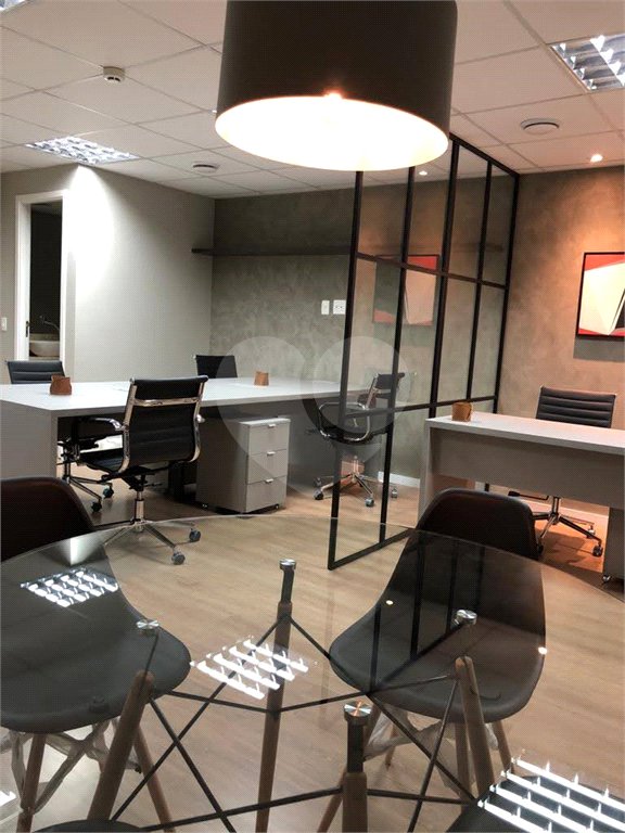Sala à venda em Alto da Boa Vista, São Paulo, SP