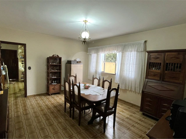 Sobrado à venda com 3 quartos, sendo 1 suíte,  em Horto, São Paulo, SP