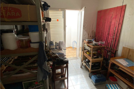 Casa Térrea com 3 suítes, sendo 1 suíte master.