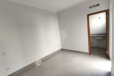 Casa térrea no Condomínio Terras de San Pedro , localizado em Bonfim Paulista/SP.