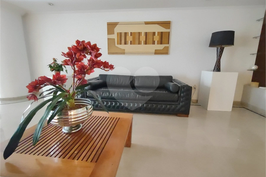 Apartamento à venda com 3 quartos, sendo 1 suíte, em Santana, São Paulo, SP