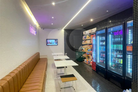Apartamento à venda com 3 quartos, sendo 1 suíte, em Indianópolis, São Paulo, SP