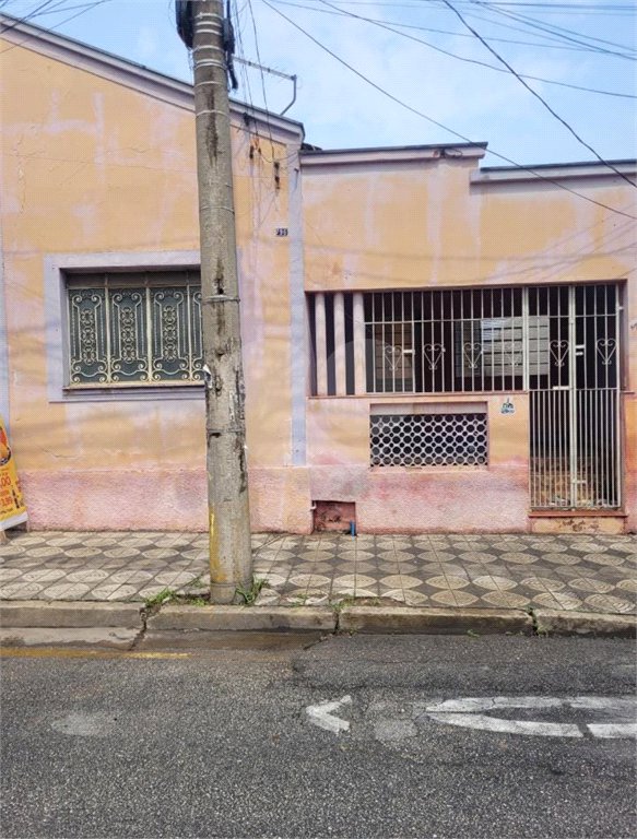 Casa de Vila à venda com 2 quartos em Vila Hortência, Sorocaba, SP