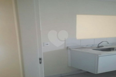 Apartamento à venda com 3 quartos, sendo 1 suíte,  em Jardim Luísa, São Paulo, SP