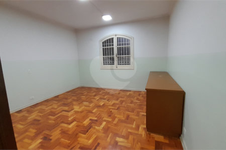 Sobrado para alugar com 5 quartos, sendo 3 suítes, em Jardim do Mar, São Bernardo do Campo, SP
