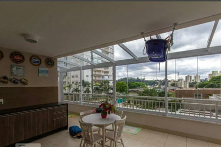 Apartamento à venda com 3 quartos, sendo 1 suíte,  em Jardim Vazani, São Paulo, SP