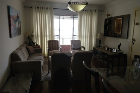 Apartamento à venda com 3 quartos, sendo 1 suíte, em Planalto Paulista, São Paulo, SP