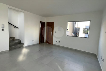 Villagio à venda com 2 suítes em Jardim Santo Antônio, Atibaia, SP