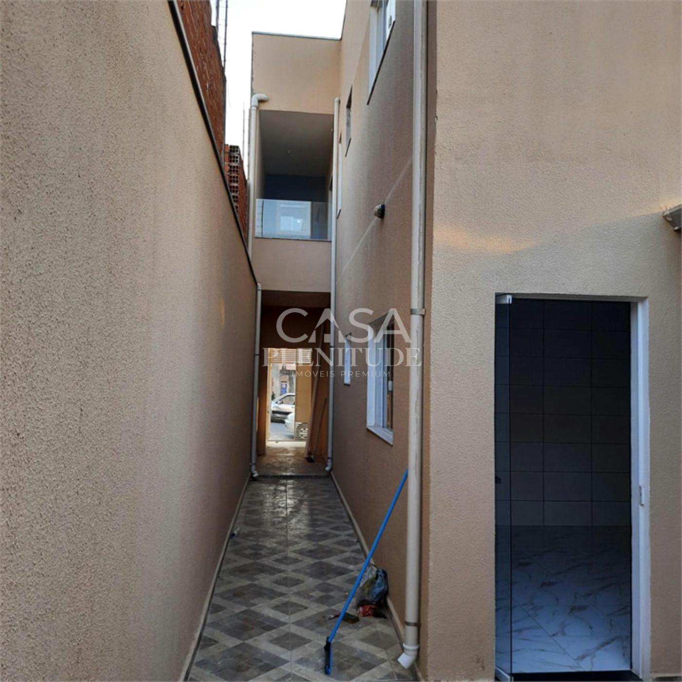 Sobrado à venda com 2 quartos, sendo 1 suíte, em Jardim dos Pássaros, Sorocaba, SP