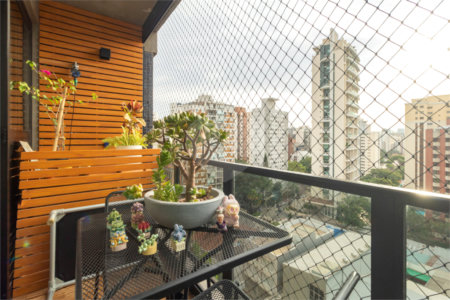 Apartamento à venda com 3 quartos, sendo 1 suíte, em Moema, São Paulo, SP