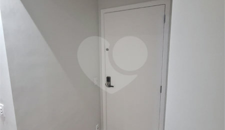 Apartamento à venda com 3 quartos, sendo 1 suíte, em Vila Andrade, São Paulo, SP