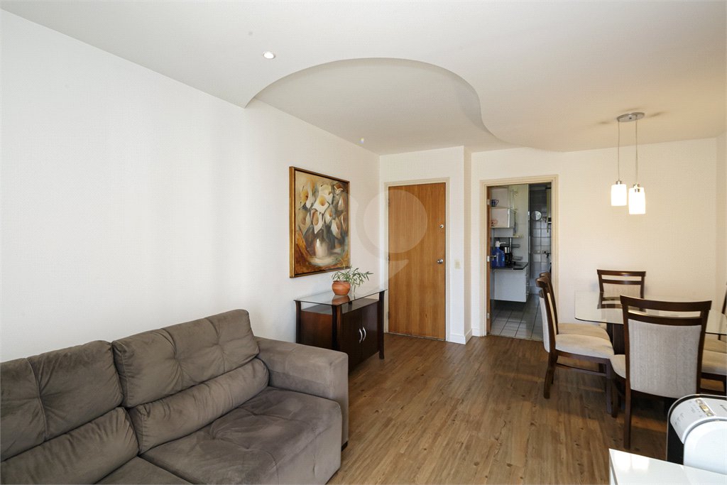 Apartamento à venda com 3 quartos, sendo 1 suíte, em Chácara Santo Antônio, São Paulo, SP