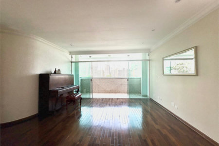 Apartamento à venda com 4 quartos, sendo 1 suíte, em Chácara Santo Antônio, São Paulo, SP
