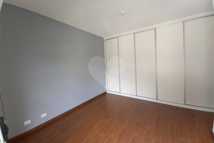 Casa para alugar com 4 suítes no condomínio Milenium, São Paulo - SP