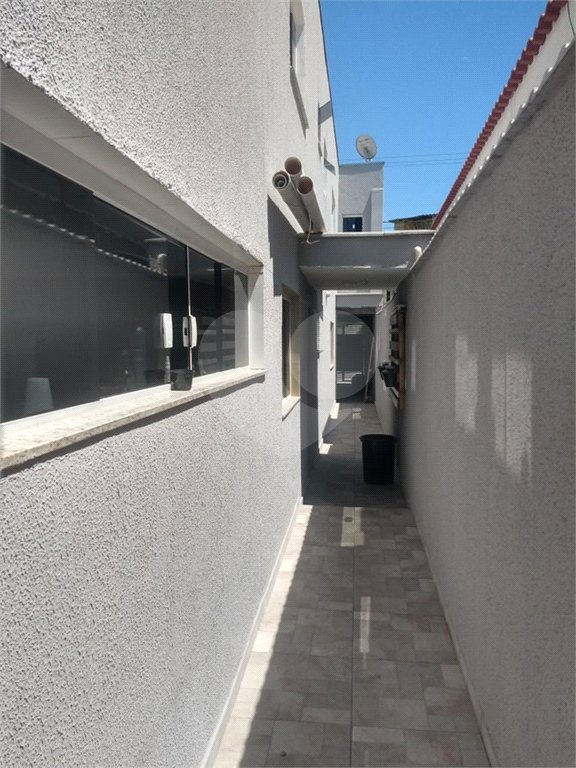 Sobrado à venda com 3 quartos em Jardim Helena, Ferraz de Vasconcelos, SP