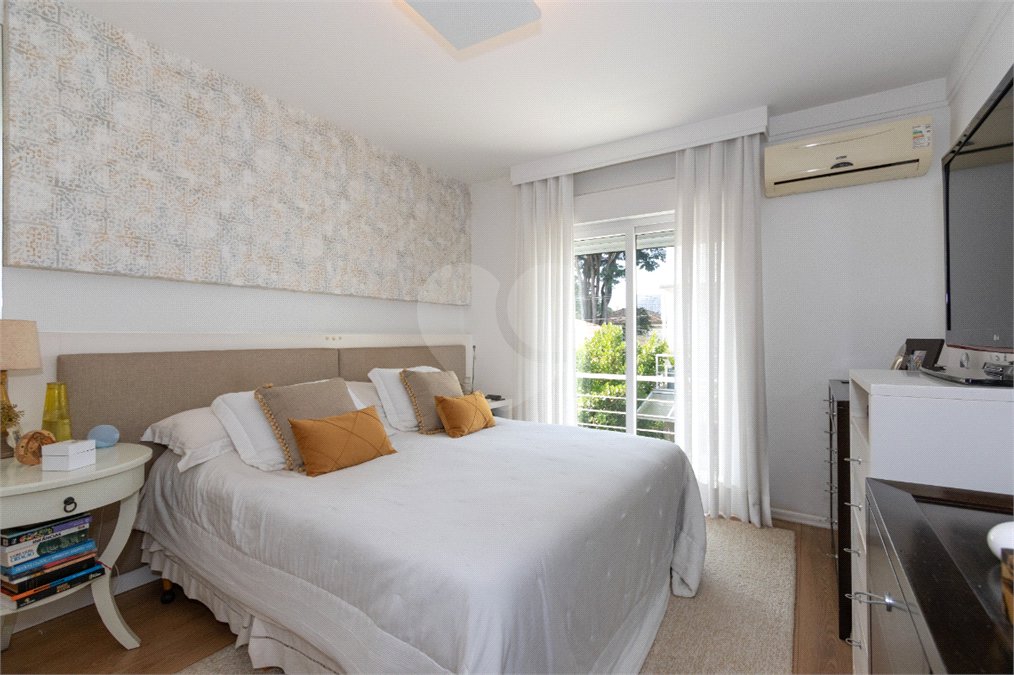 Casa à venda com 4 suítes no condomínio Las Cumbres, São Paulo - SP