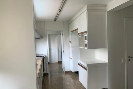Cobertura à venda com 4 quartos, sendo 3 suítes, em Vila Mariana, São Paulo, SP