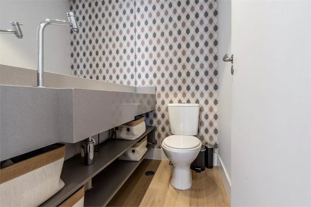 Apartamento à venda com 2 quartos, sendo 1 suíte, em Vila Anastácio, São Paulo, SP
