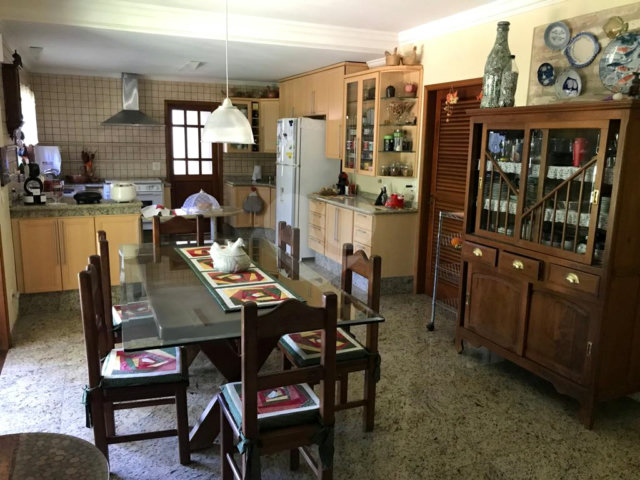 Casa à venda com 3 suítes no condomínio Parque Imperial da Cantareira, Mairiporã - SP