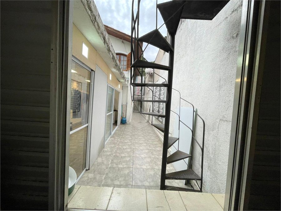 Sobrado à venda com 3 quartos em Quinta da Paineira, São Paulo, SP