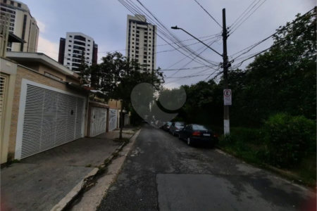 Sobrado à venda com 3 quartos, sendo 1 suíte,  em Jardim Bonfiglioli, São Paulo, SP