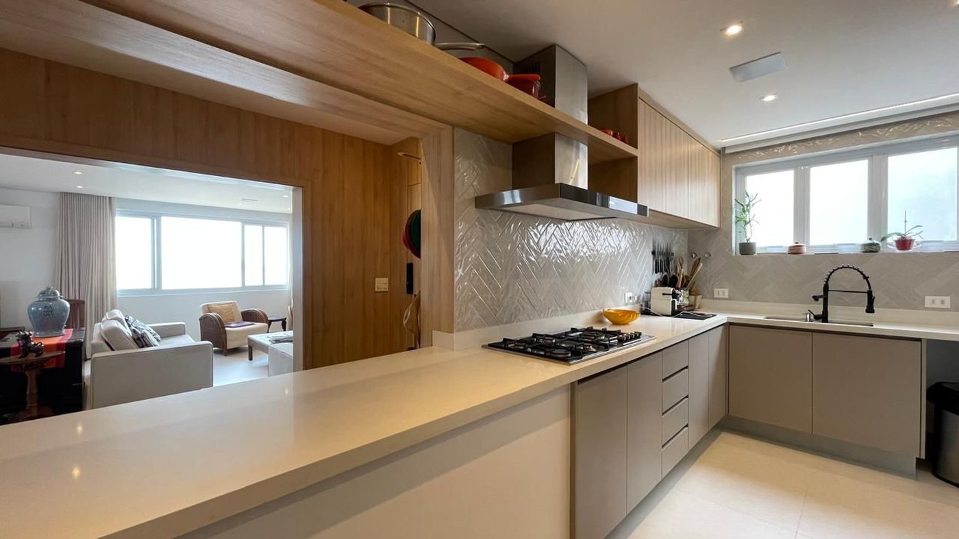 Apartamento com 3 dormitórios à venda, 180 m² por R$ 3.000.000,00 - José Menino - Santos/SP