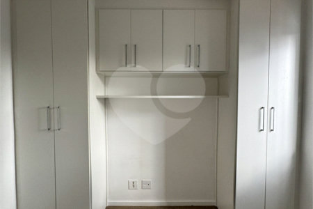 Apartamento à venda ou para alugar com 2 quartos, sendo 1 suíte, em Vila Assunção, Santo André, SP