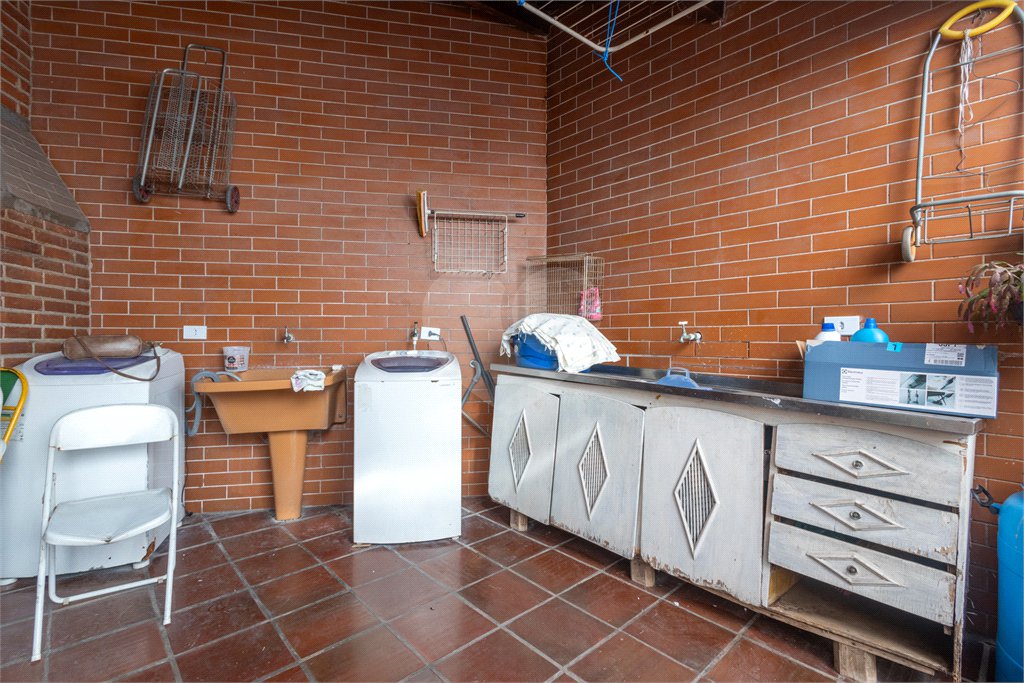 Sobrado à venda com 3 quartos em Vila Sônia, São Paulo, SP