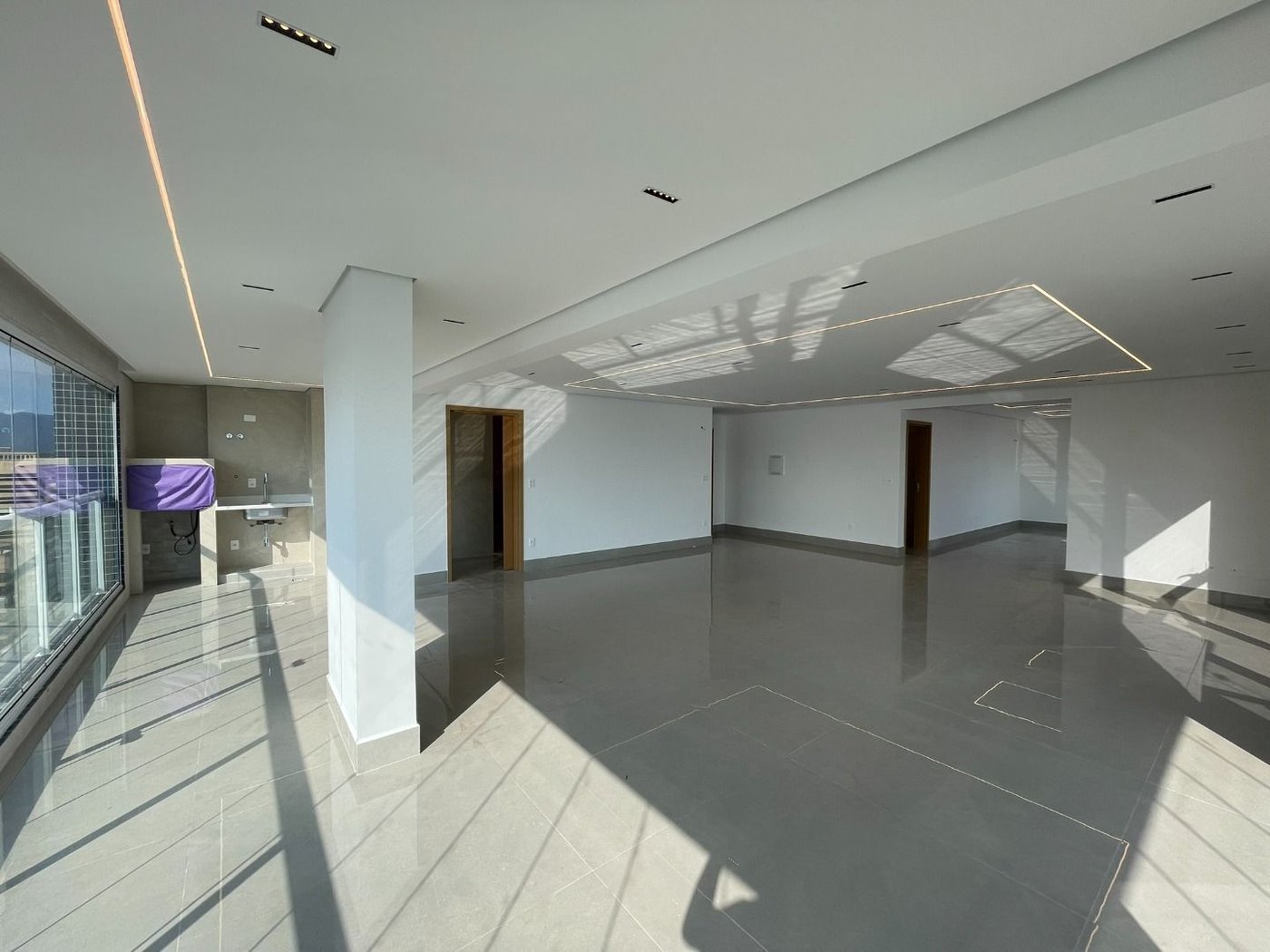 Cobertura com 3 dormitórios à venda, 238 m² por R$ 5.500.000,00 - Embaré - Santos/SP