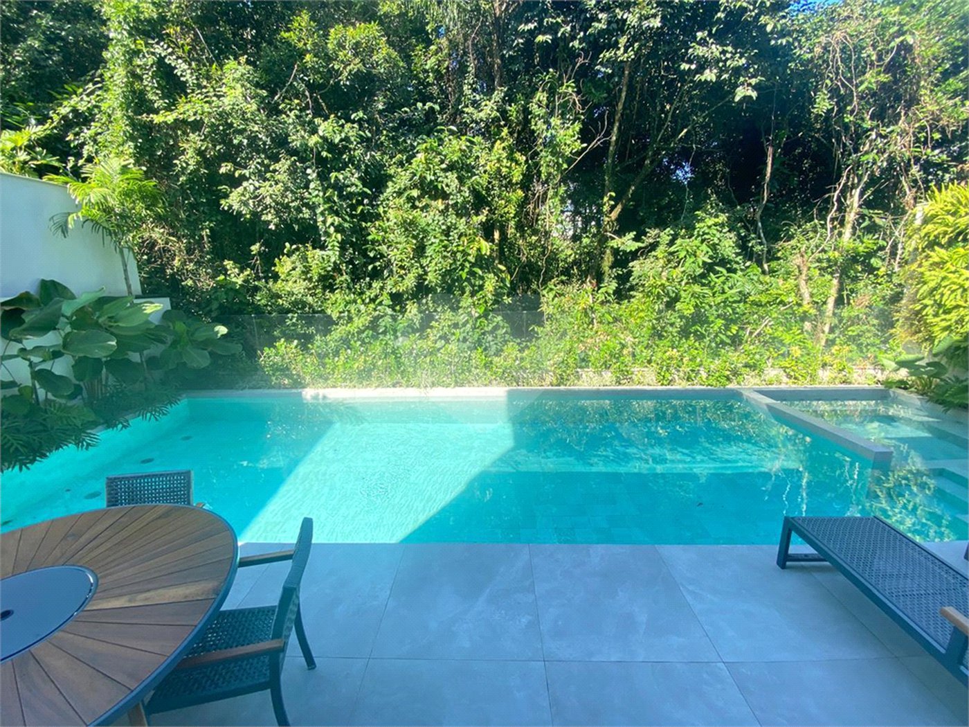 Duplex à venda com 6 suítes em Riviera, Bertioga, SP