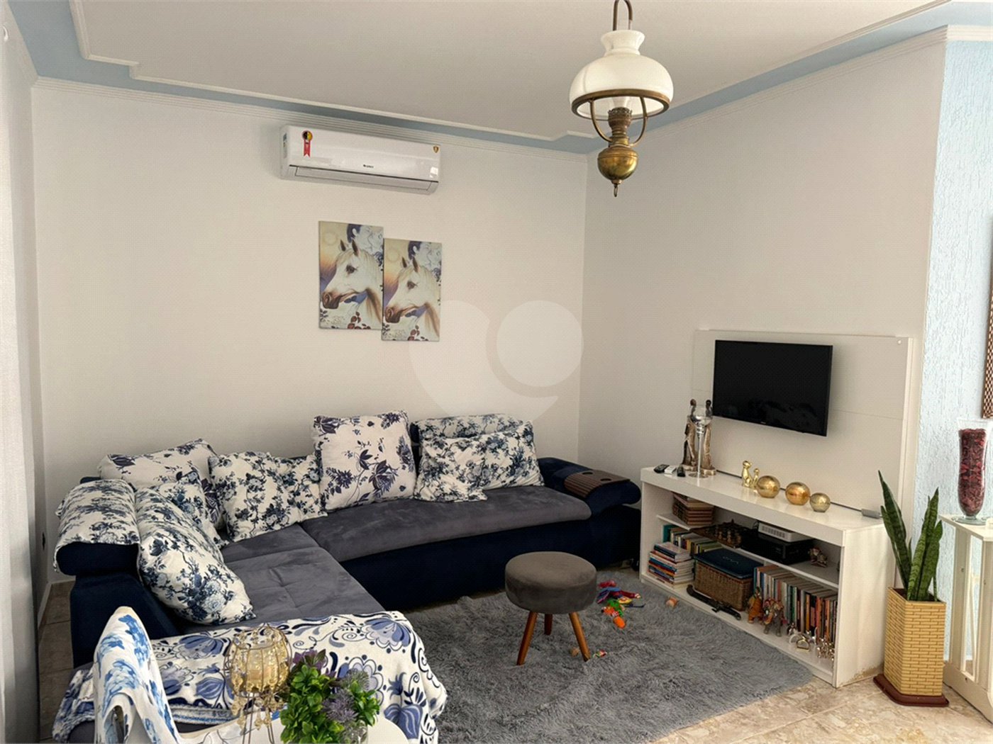 Casa à venda com 2 quartos, sendo 1 suíte, em Jardim Shangri-lá, Itapetininga, SP