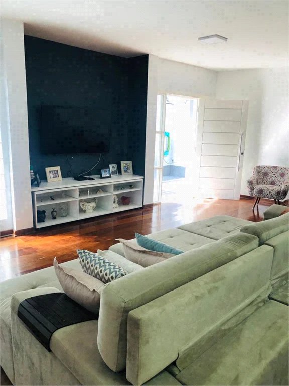 Casa Térrea à venda com 3 quartos, sendo 1 suíte, em Jardim Londrina, São Paulo, SP