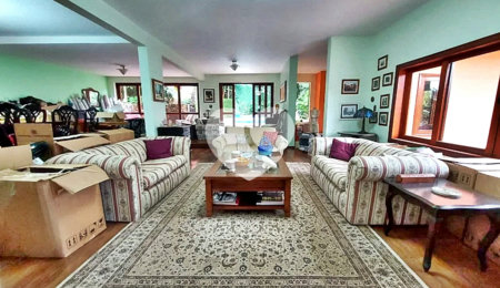 Casa à venda com 4 quartos, sendo 2 suítes,  no condomínio Parque Imperial da Cantareira, Mairiporã - SP