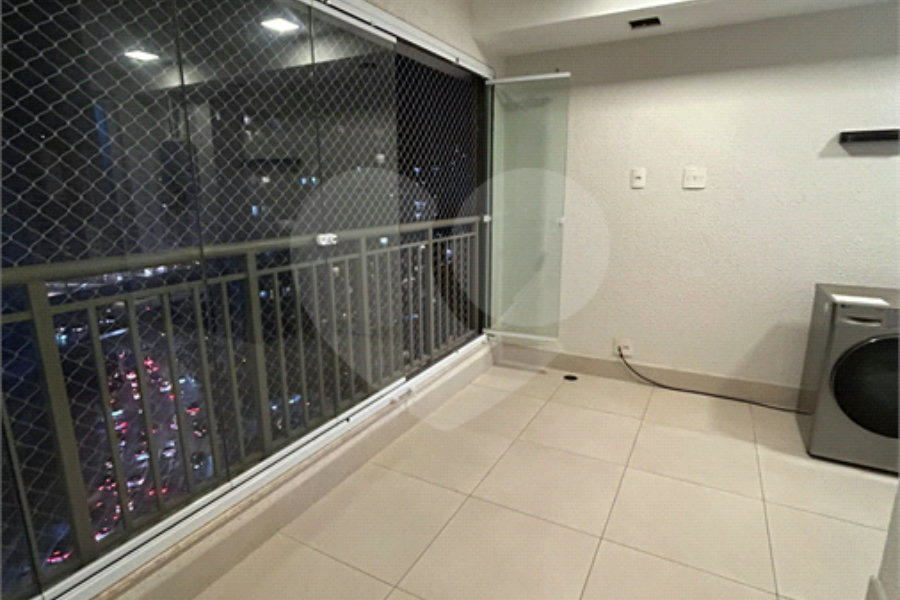 Apartamento à venda com 3 quartos, sendo 1 suíte, em Vila Andrade, São Paulo, SP