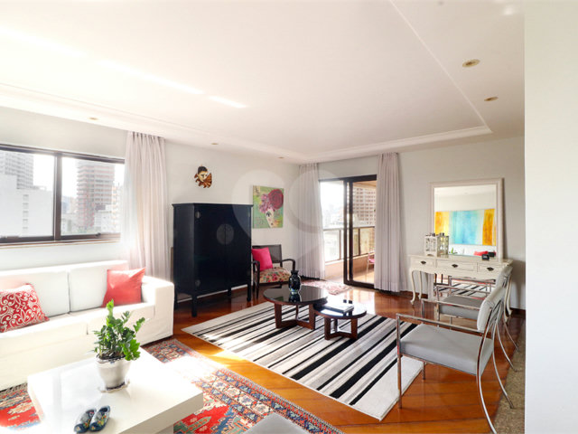Apartamento à venda com 3 suítes em Vila Madalena, São Paulo, SP