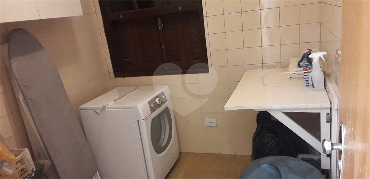 Casa à venda com 3 quartos, sendo 2 suítes, em Jardim Leonor, São Paulo, SP