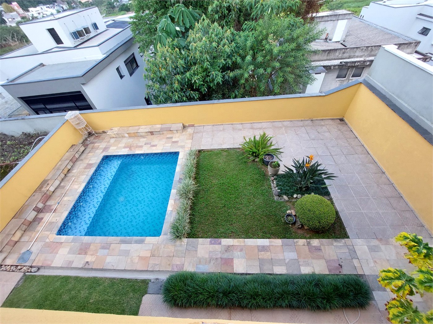 Casa à venda com 2 quartos, sendo 1 suíte, no condomínio Lagos Ecopark, Mogi das Cruzes - SP