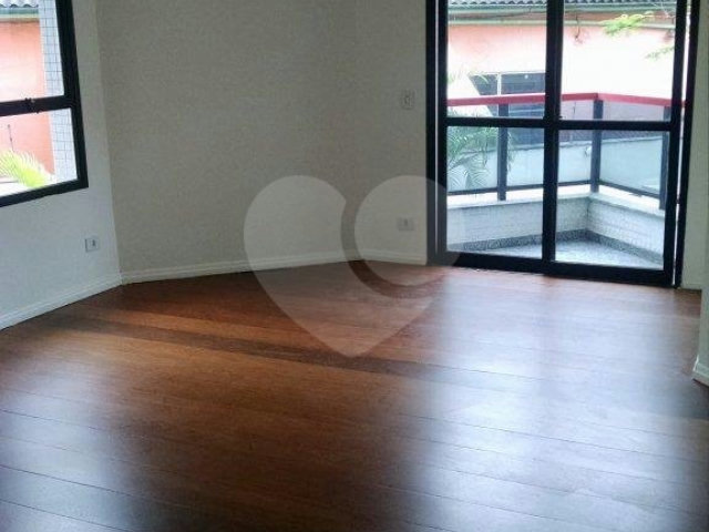 Apartamento à venda com 3 quartos, sendo 1 suíte, em Santana, São Paulo, SP