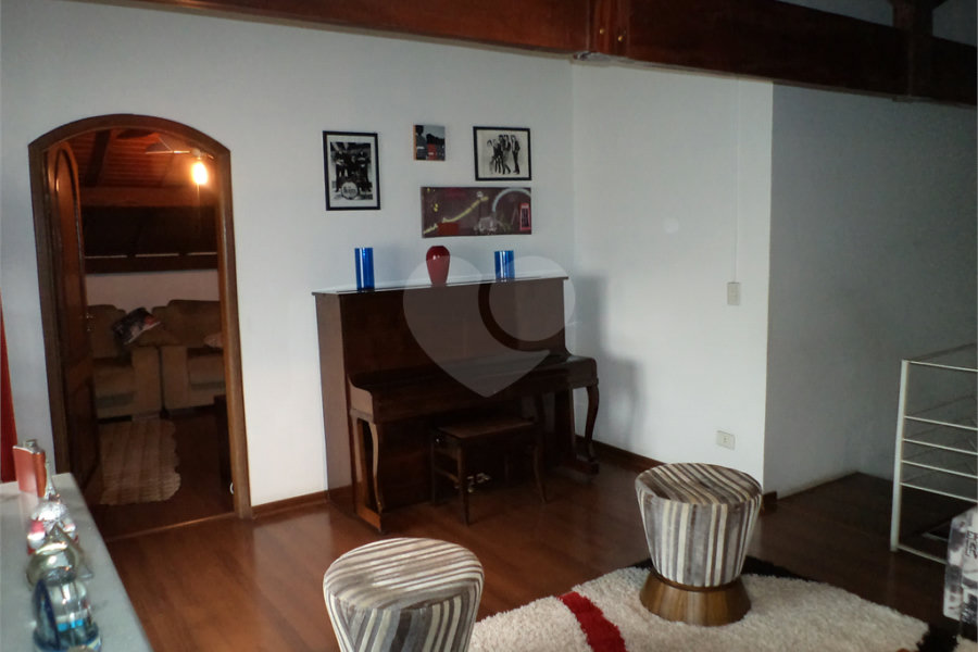 Sobrado à venda com 3 quartos, sendo 1 suíte,  em Jardim Franca, São Paulo, SP