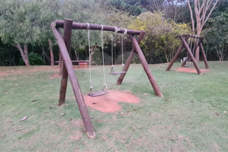Casa à venda com 3 suítes no condomínio Lago da Serra, Araçoiaba da Serra - SP
